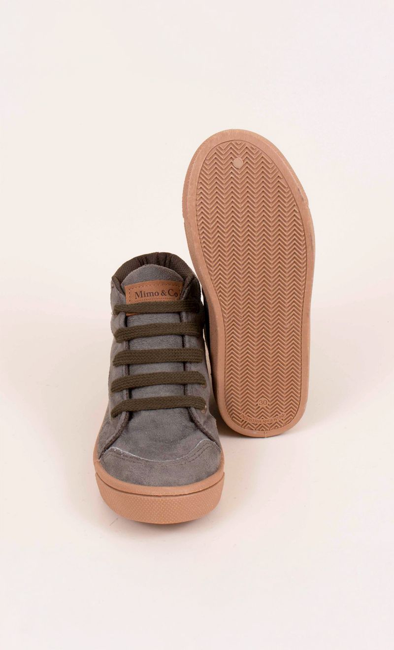 BOTA-TEEN
