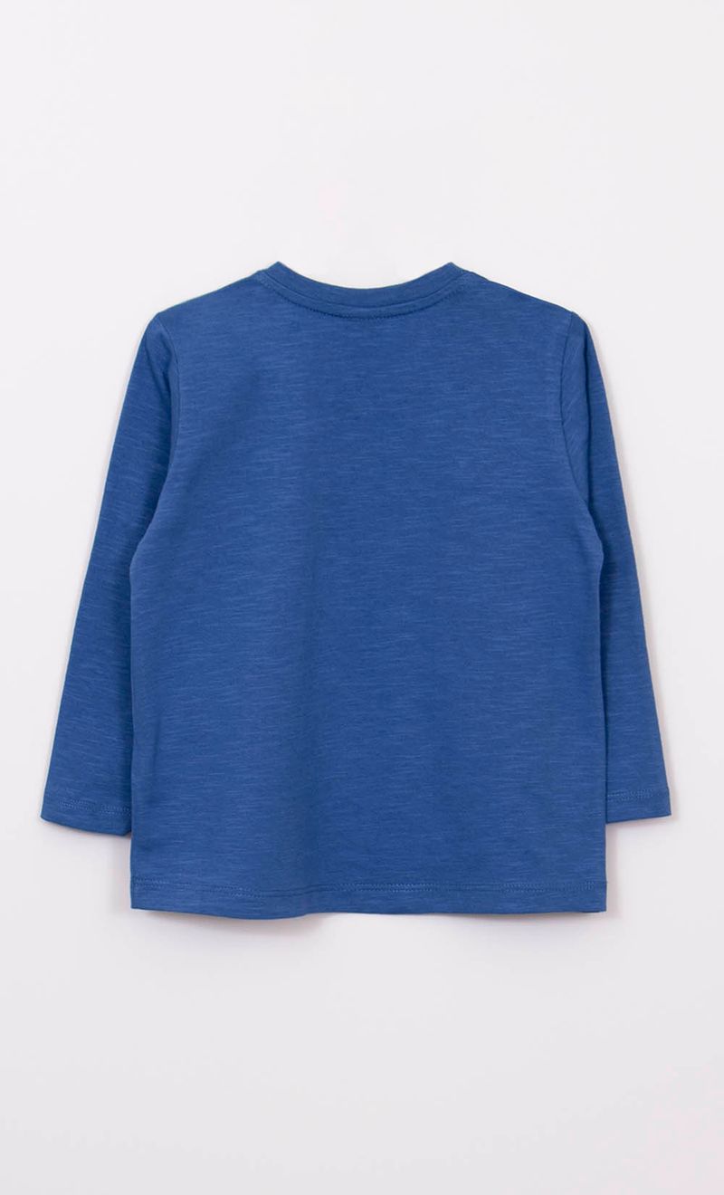 REMERA-KID-OUTSIDE