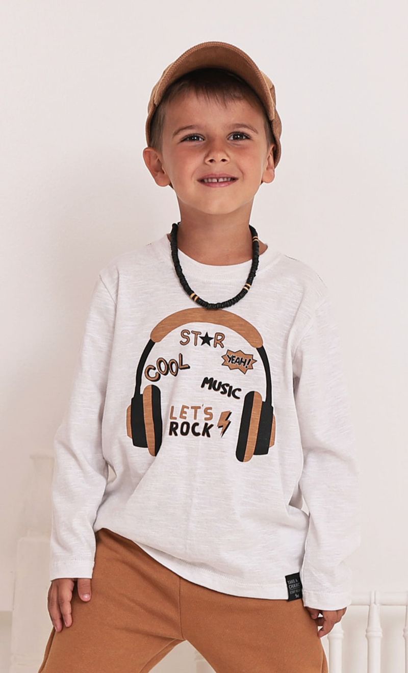 REMERA-KID-AURICULARES
