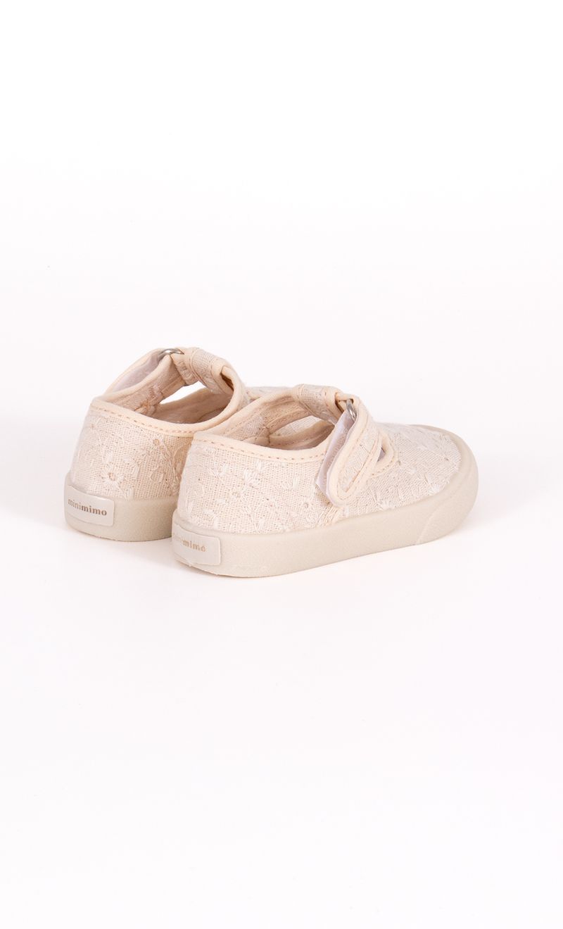 GUILLERMINA-MINI-BRODERIE---Del-18-al-21