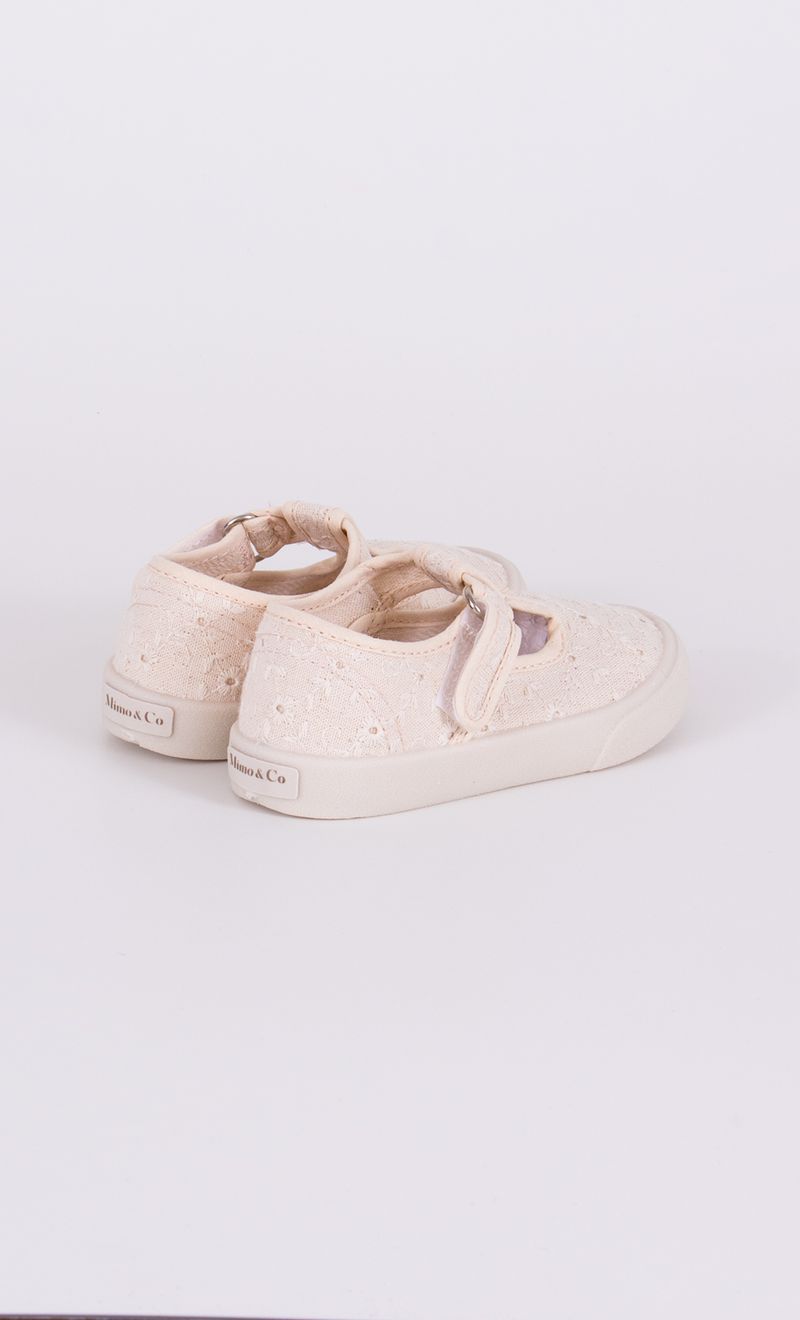 GUILLERMINA-KID-BRODERIE---Del-22-al-24