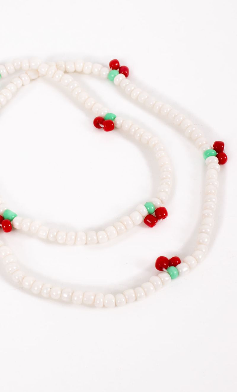 COLLAR-CHERRIES