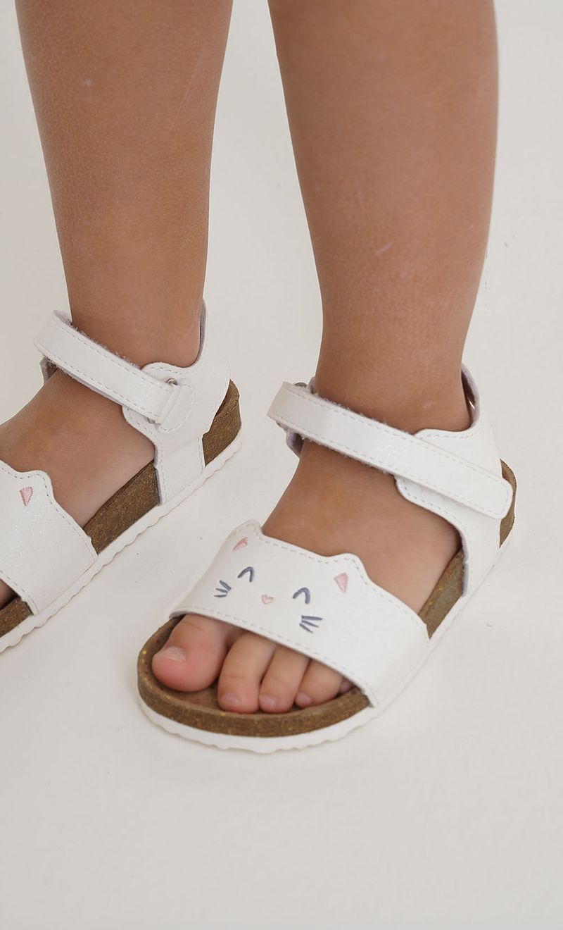 SANDALIA-KID-CAT-DEL-22-AL-26